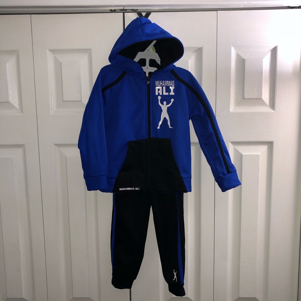 Hoodie sweatsuit by Muhammad Ali- 4T NWOT
